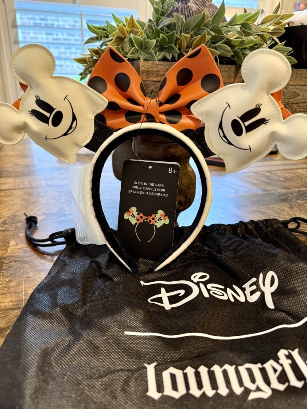 Disney Loungefly Minnie Mouse Ghost Glow in the Dark Ears w/Dustbag